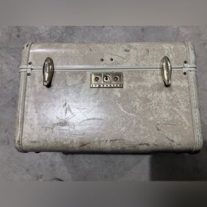 Vintage Samsonite travel case